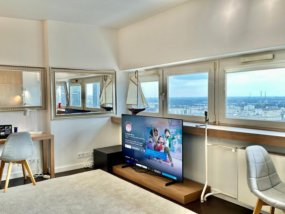 Top Metro X2 Fast Wifi 400 Mbs 70'Tv Netflix Hbo Max Appletv+ Disney+ 华沙 外观 照片